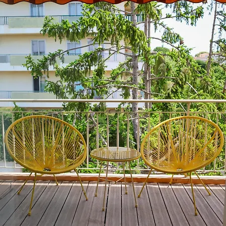 Spacieux 2 Pieces Avec Terrasse, Clim Et Parking * Antibes