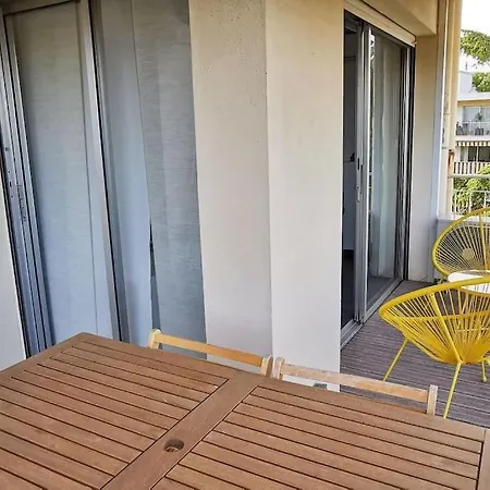 Spacieux 2 Pieces Avec Terrasse, Clim Et Parking Apartamento