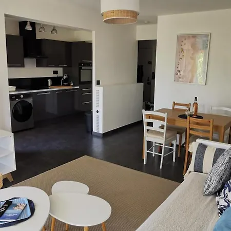 Spacieux 2 Pieces Avec Terrasse, Clim Et Parking Daire